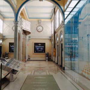 inside-the-dymocks-building