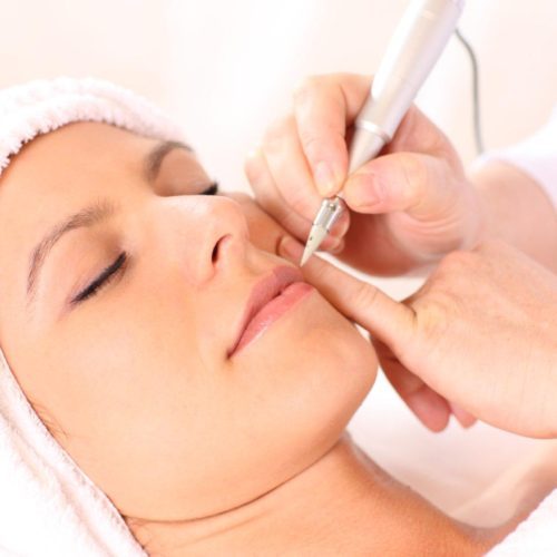 Miki Cabrillo beauty treatment